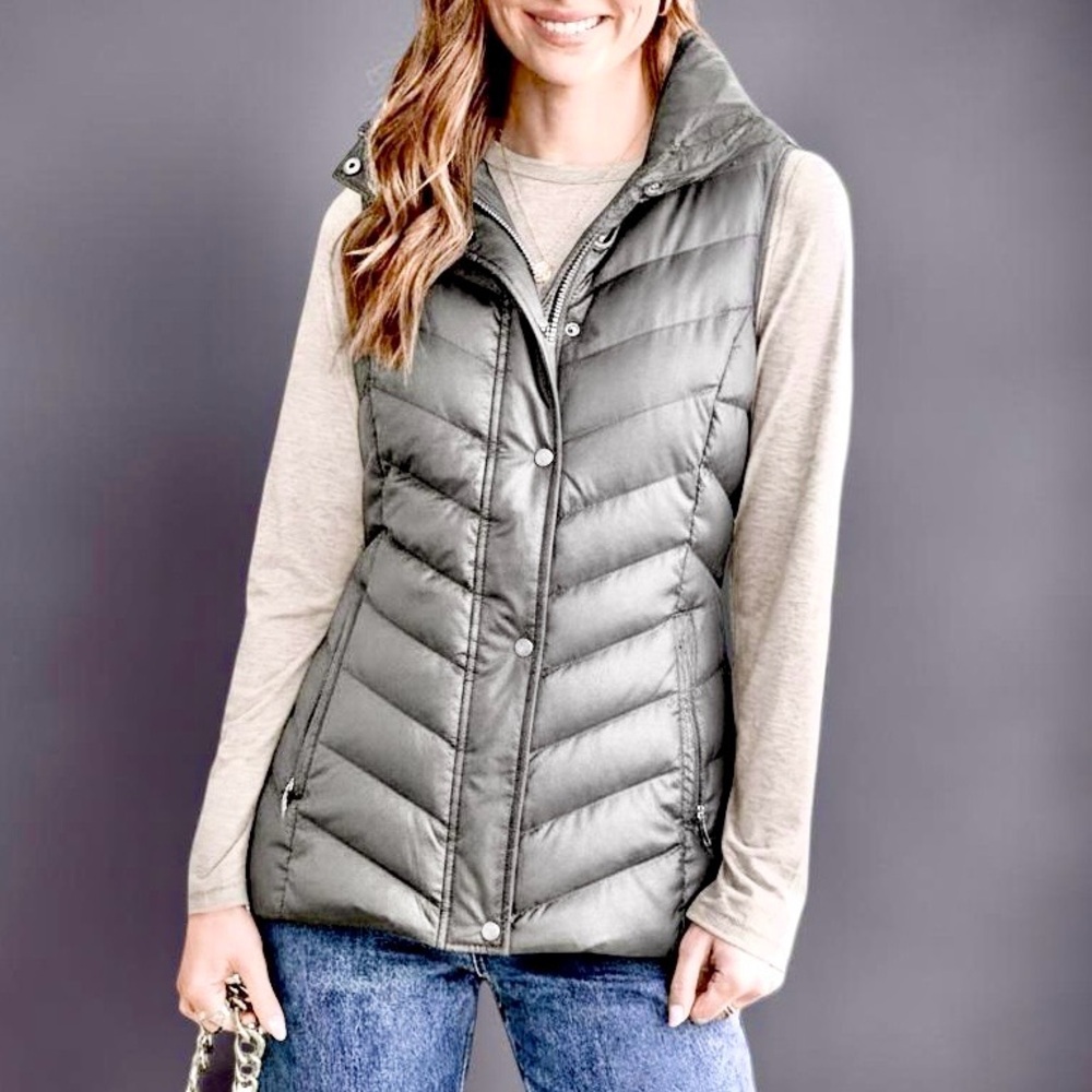 Eddie Bauer Sun Valley Grey/Silver Quilted Puffer Vest